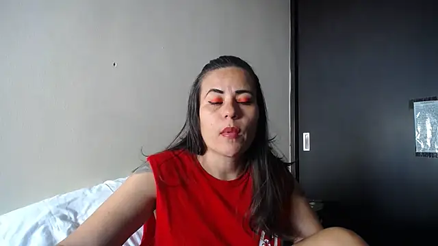 Snapshot of KAROLCANDY chatting on 04.25.26 KAROLCANDY online show from 04.25.26