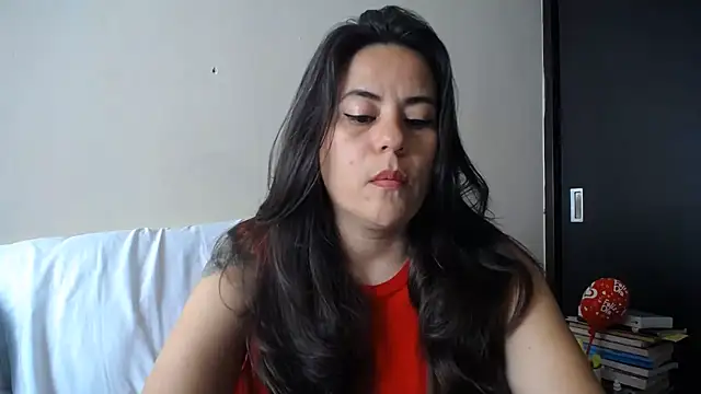 Snapshot of KAROLCANDY chatting on 05.25.26 KAROLCANDY online show from 05.25.26