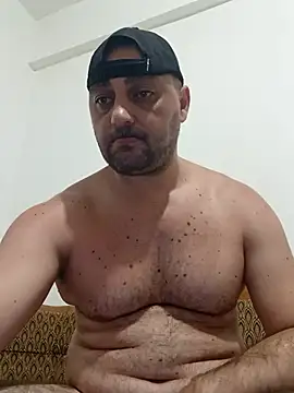 Snapshot of Mirkoxxx@xh chatting on 06.24.26 Mirkoxxxxh online show from 06.24.26
