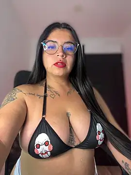 Devilsweet17 online show from 11.27.25