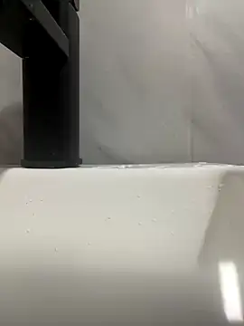 Snapshot of Lb20gostoso chatting on 11.04.25 Lb20gostoso online show from 11.04.25