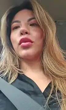 Snapshot of Karen_San_Miguel chatting on 10.14.25 Karen San Miguel online show from 10.14.25