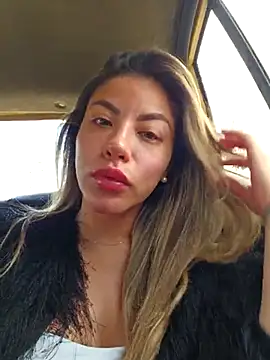 Snapshot of Karen_San_Miguel chatting on 11.12.25 Karen San Miguel online show from 11.12.25