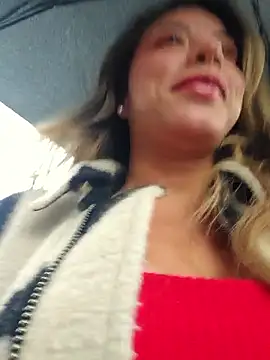 Snapshot of Karen_San_Miguel chatting on 11.15.25 Karen San Miguel online show from 11.15.25