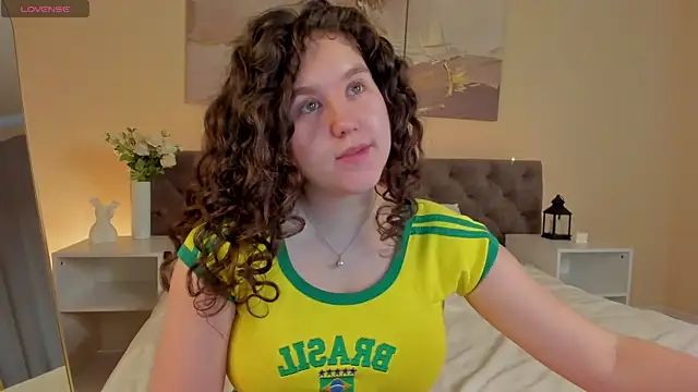 Ariella Sol online show from 07.05.26