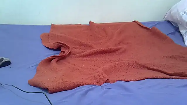 Snapshot of pretty_brina chatting on 04.05.26 pretty brina online show from 04.05.26