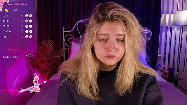 Snapshot of Diana_mysteryx chatting on 12.26.24 Diana mysteryx online show from 12.26.24