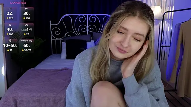 Snapshot of Diana_mysteryx chatting on 01.27.25 Diana mysteryx online show from 01.27.25