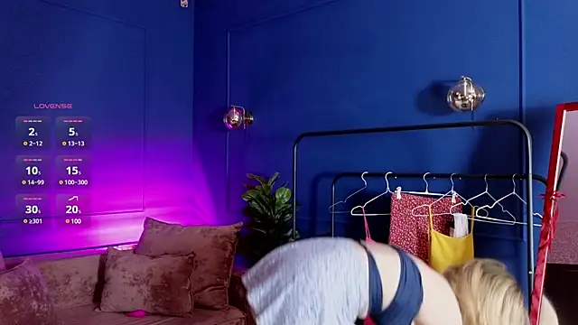 Snapshot of Diana_mysteryx chatting on 03.14.25 Diana mysteryx online show from 03.14.25