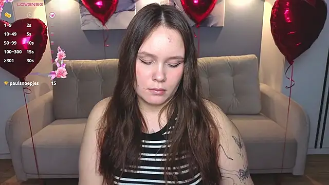 miki miki cutie  online show from 02.14.25