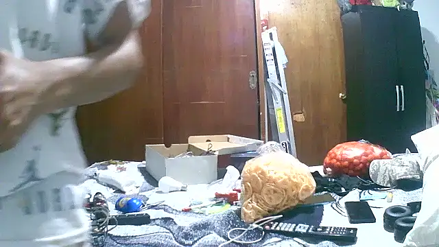 Snapshot of jperezofficial1 chatting on 09.30.25 jperezofficial1 online show from 09.30.25