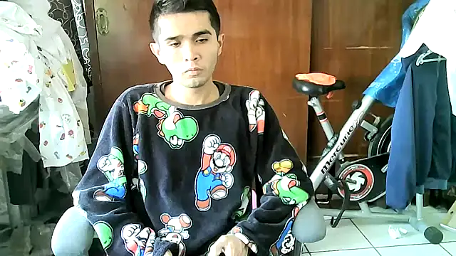 Snapshot of jperezofficial1 chatting on 10.18.25 jperezofficial1 online show from 10.18.25