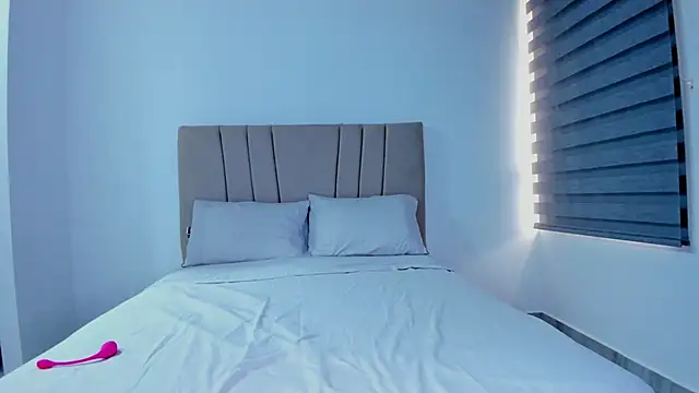 Natasha-28 online show from 11.02.25