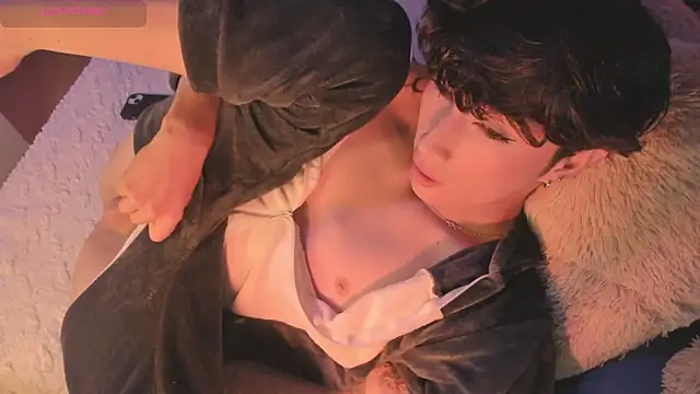 Snapshot of AdamDayt chatting on 01.19.25 AdamDayt online show from 01.19.25