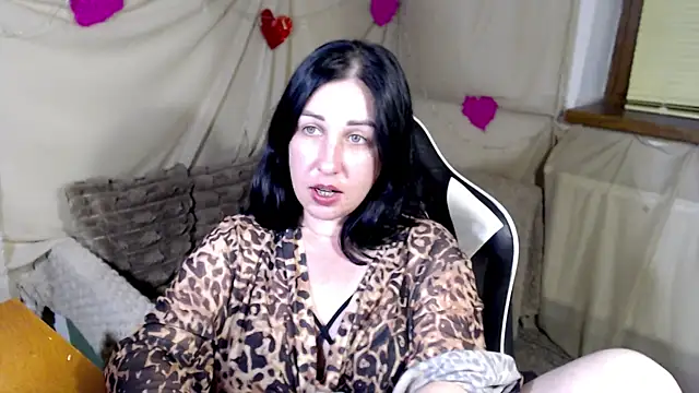 JillStevens online show from 06.08.26