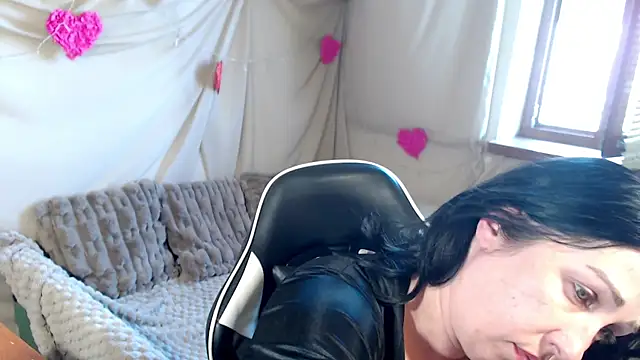JillStevens online show from 08.02.26
