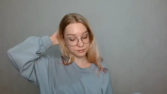 Snapshot of cindi_hot chatting on 01.31.25 cindi hot online show from 01.31.25