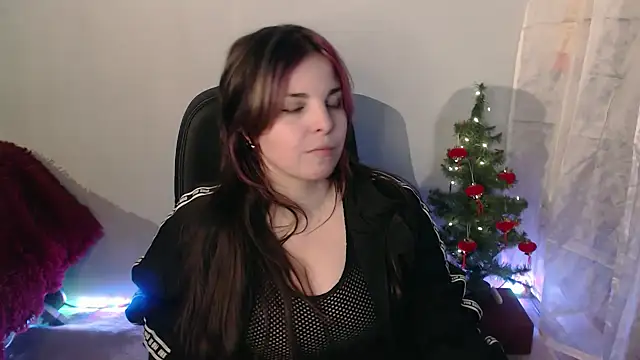 Saya sweet online show from 12.13.24