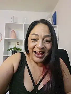 Gina Myers online show from 06.05.26
