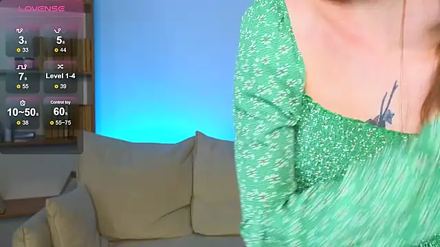 Snapshot of SusieMorris chatting on 03.14.25 SusieMorris online show from 03.14.25