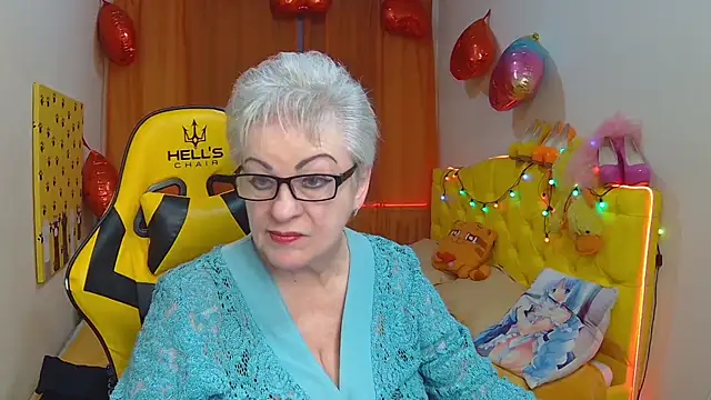 KayleSmoll online show from 03.22.25