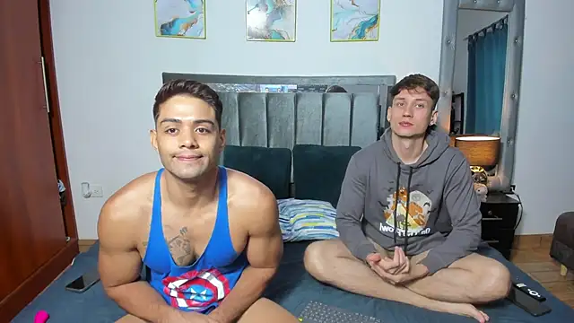 Snapshot of Luciano_and_Marlon chatting on 04.30.26 Luciano and Marlon online show from 04.30.26