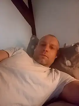 Snapshot of Cultekutas5 chatting on 11.30.25 Cultekutas5 online show from 11.30.25