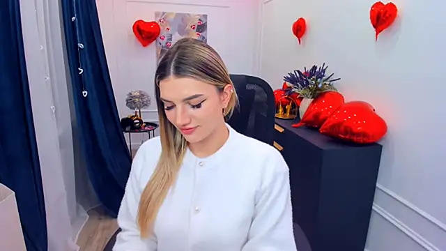 SelenaeMoore online show from 02.08.26