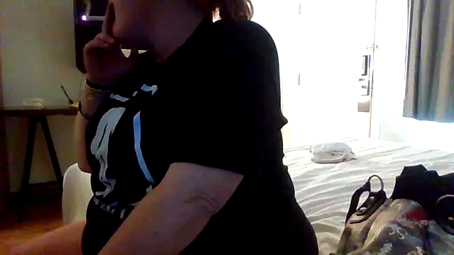 Snapshot of urgoodtime chatting on 01.14.26 urgoodtime online show from 01.14.26