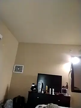 Snapshot of urgoodtime chatting on 04.14.26 urgoodtime online show from 04.14.26