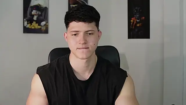 Snapshot of Hazzan_Velez chatting on 04.23.26 Hazzan Velez online show from 04.23.26