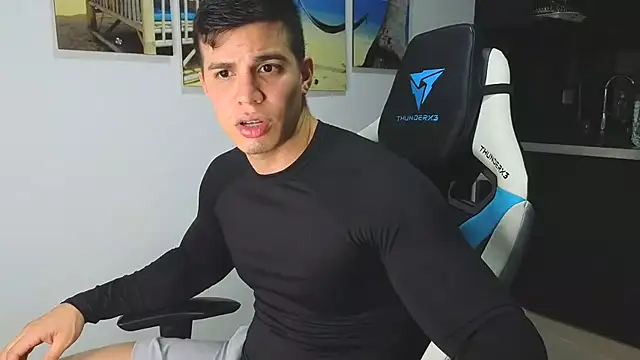 Ethanstill1 online show from 01.31.25