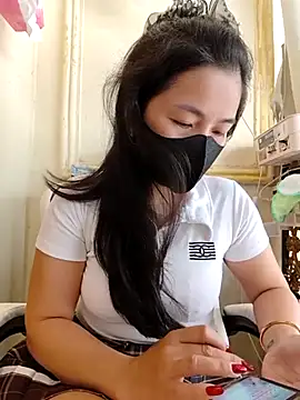 Snapshot of lyna_bl chatting on 03.10.25 lyna bl online show from 03.10.25