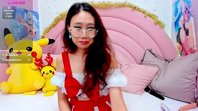 Snapshot of Nao__Chan_ chatting on 12.25.24 Nao Chan online show from 12.25.24