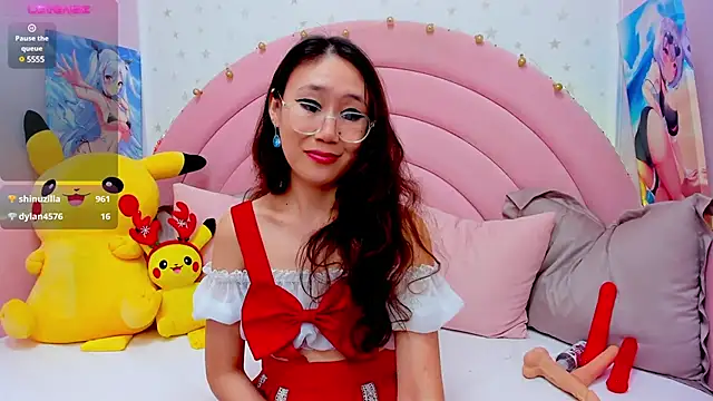 Snapshot of Nao__Chan_ chatting on 12.27.24 Nao Chan online show from 12.27.24