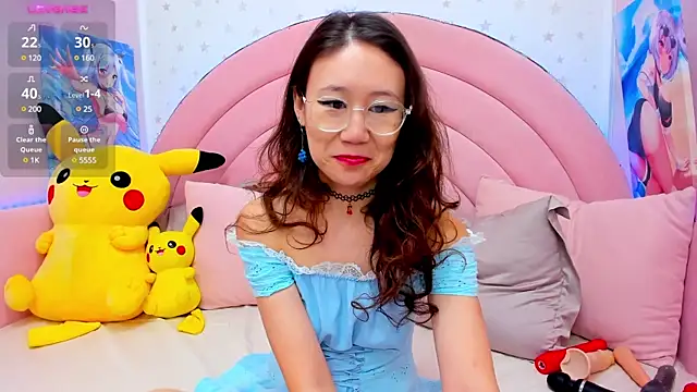 Snapshot of Nao__Chan_ chatting on 02.14.25 Nao Chan online show from 02.14.25