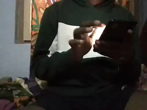 Snapshot of TeluguModda99 chatting on 12.09.24 TeluguModda99 online show from 12.09.24