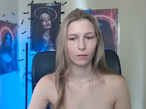 StrangerGi online show from 07.20.26