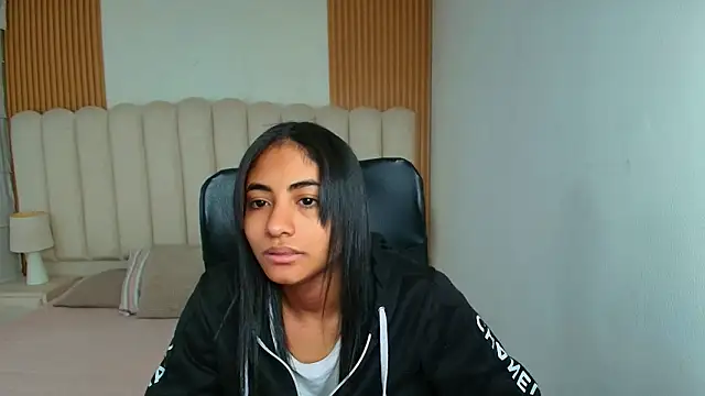 shaneelle online show from 02.17.26