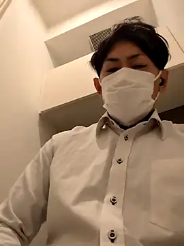 Snapshot of RYOTA8888888888 chatting on 03.07.25 RYOTA8888888888 online show from 03.07.25