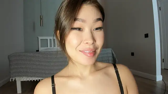 Yukisans online show from 01.20.25