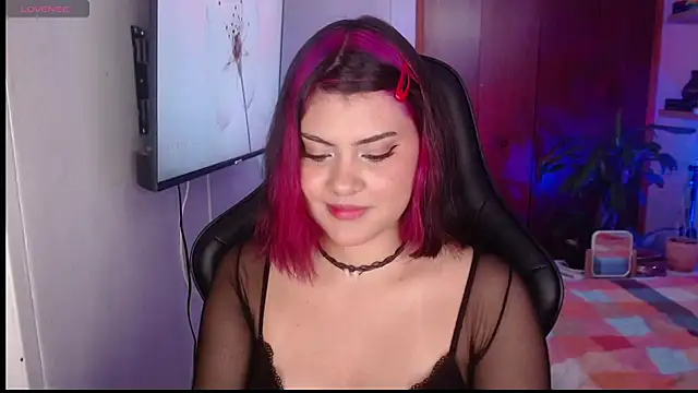 Snapshot of SusyAlvarez chatting on 02.05.26 SusyAlvarez online show from 02.05.26