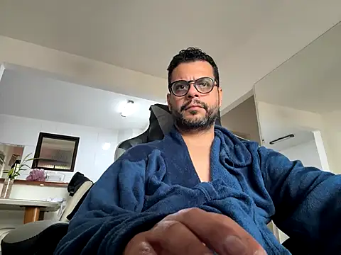 HornyBeachBoyBR online show from 06.20.26
