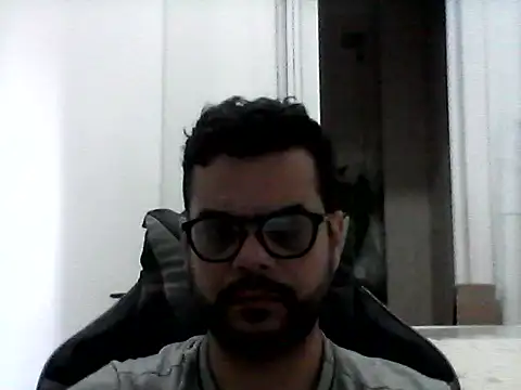 HornyBeachBoyBR online show from 06.27.26
