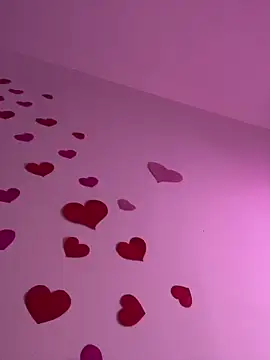 izanmiller2001 online show from 04.24.26