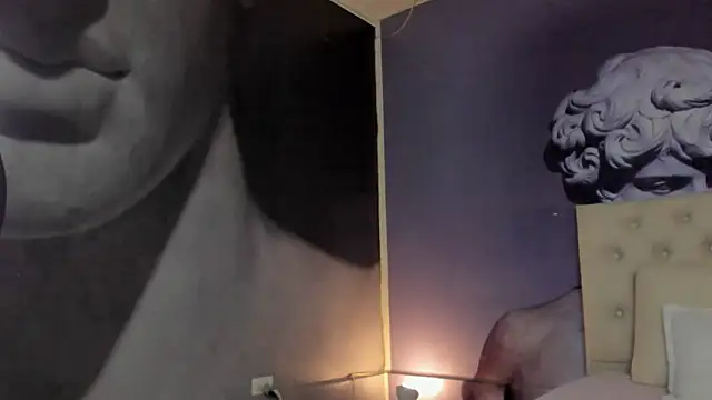 Snapshot of lola_red95 chatting on 01.22.25 lola red95 online show from 01.22.25