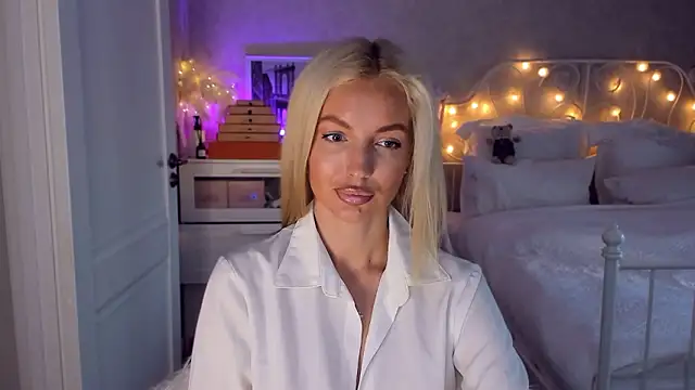 aestetick online show from 01.18.26