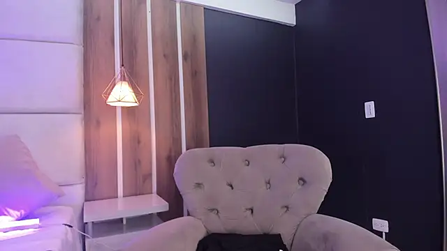 AmmyJones  online show from 07.10.26