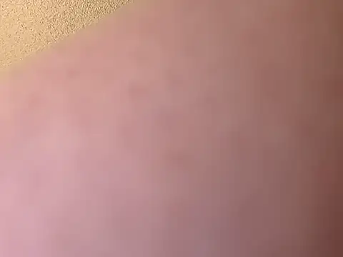 Snapshot of ImCarolinaCutiexxx chatting on 08.01.26 ImCarolinaCutiexxx online show from 08.01.26