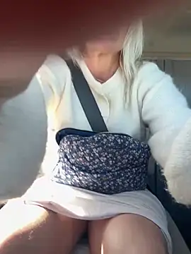 -Milfshake- online show from 04.08.26